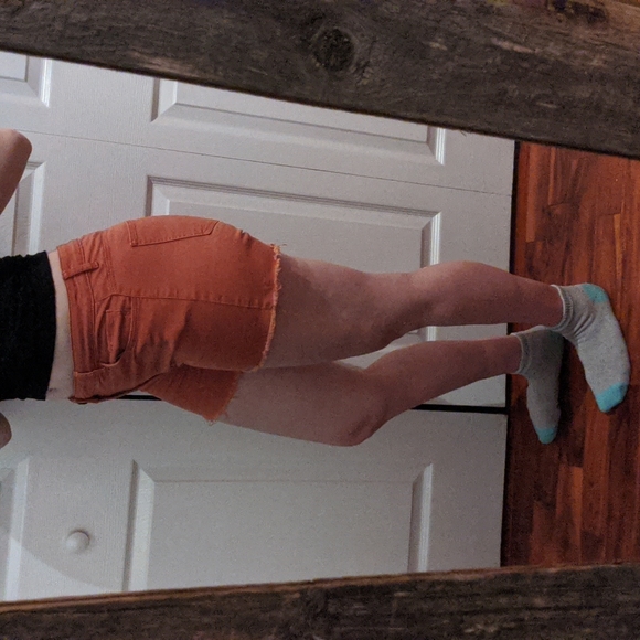 Orange booty shorts - Picture 2 of 5